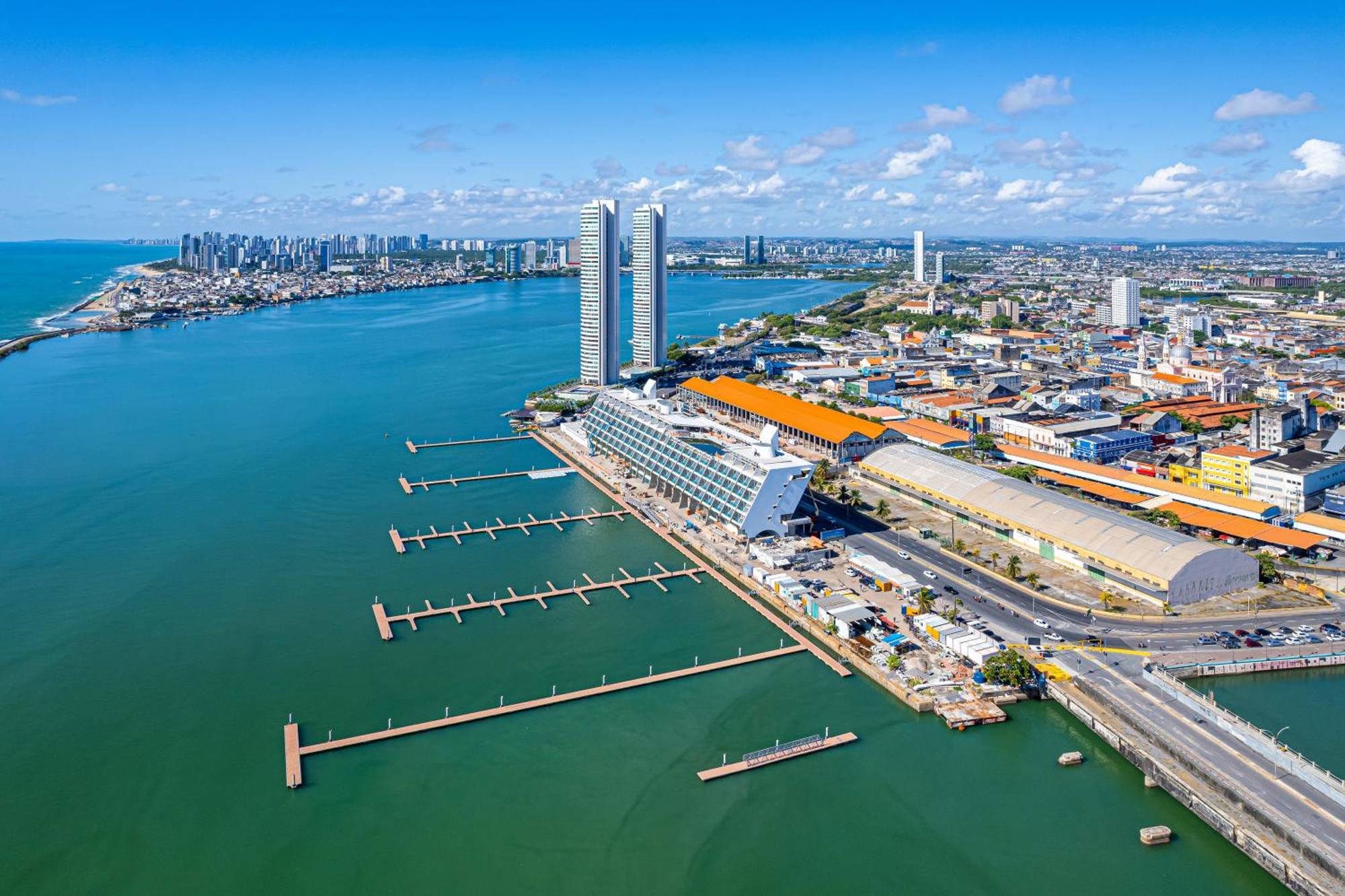 Novotel Marina Hotel 4*
